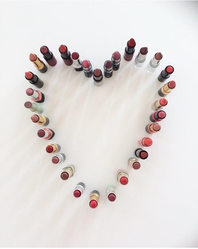 Create Your Own Unique Lipstick Shade Using a Lip Palette